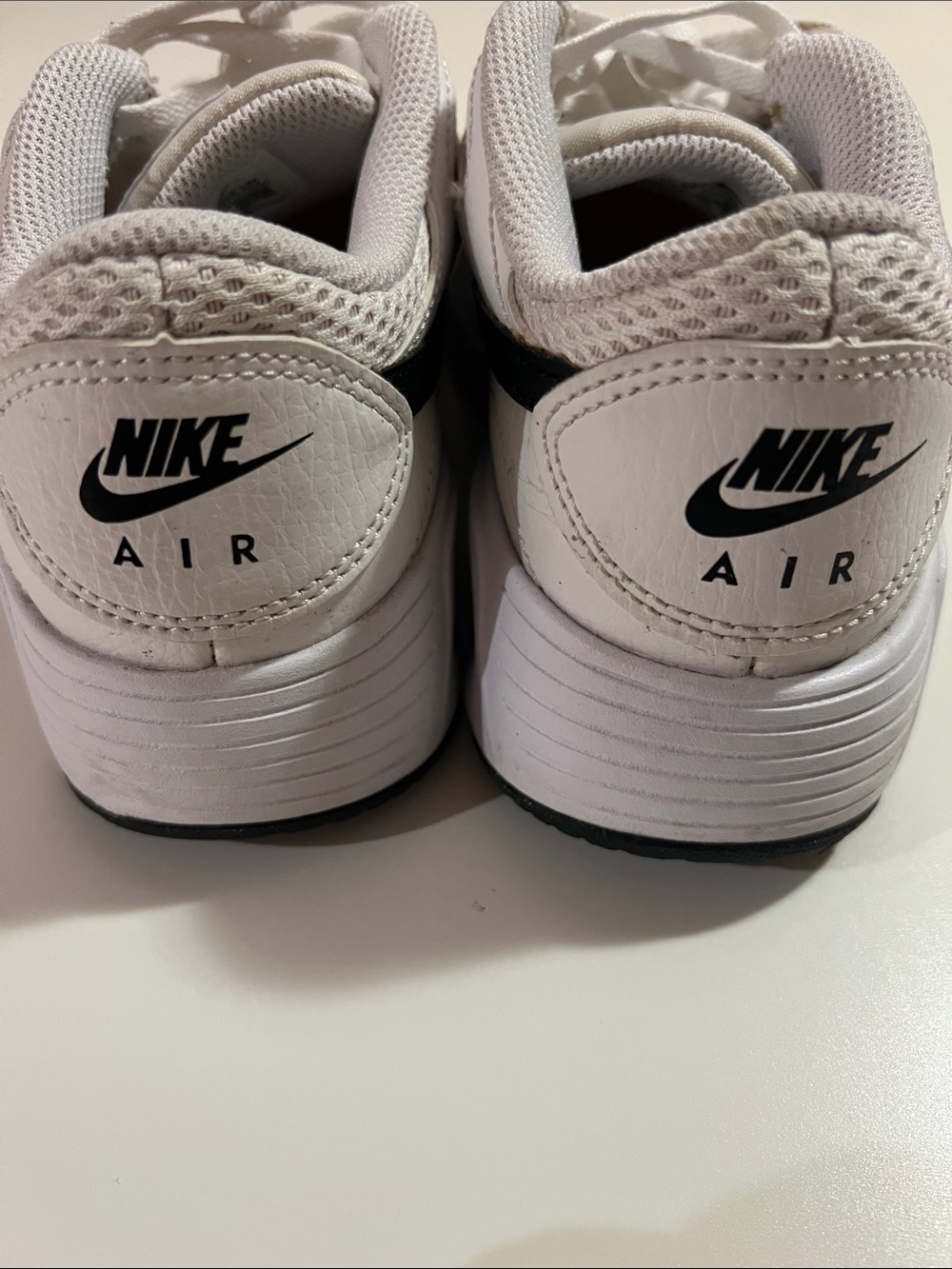 Nike Air Youth Size 4 - Picture 6 of 6